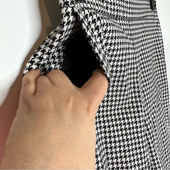 Sezane Clara Houndstooth Trousers in Ecru Black - Picture 7 of 14